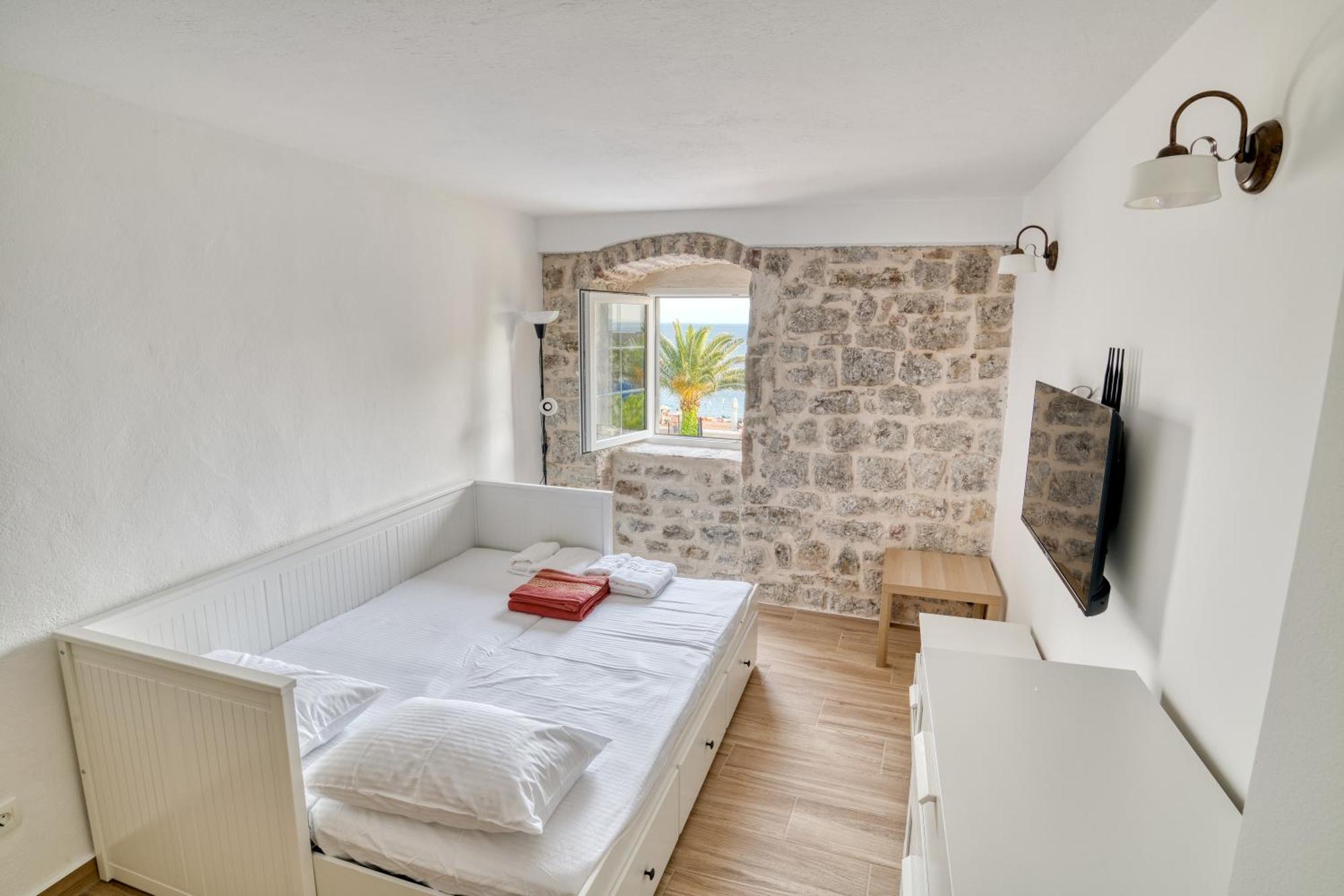 Sm Beach Residence Petrovac Exterior photo