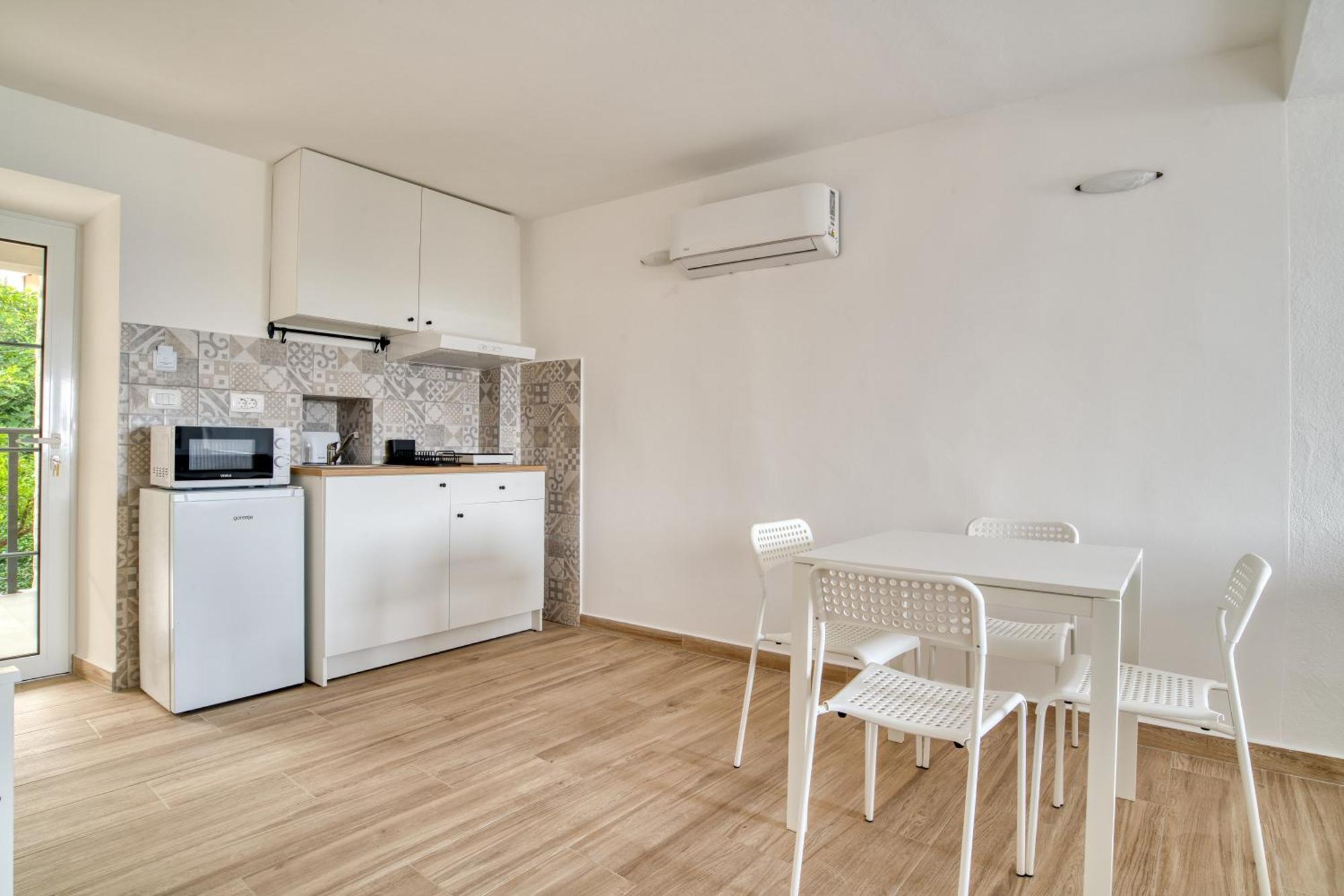 Sm Beach Residence Petrovac Exterior photo