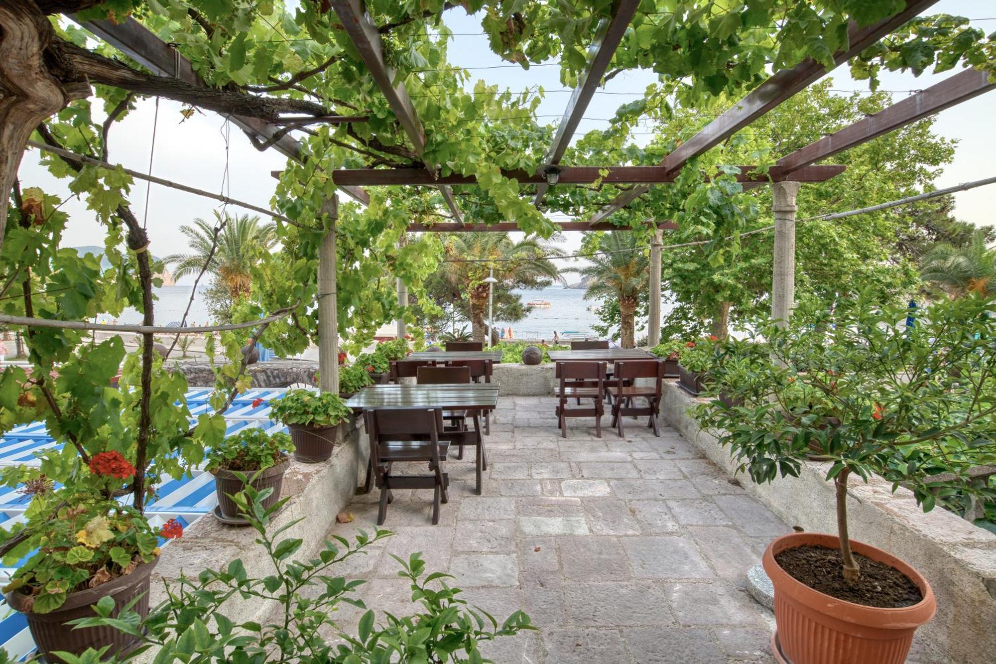 Sm Beach Residence Petrovac Room photo